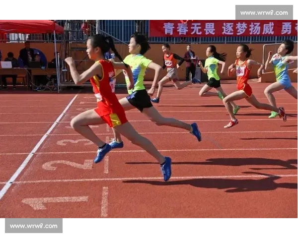 精彩纷呈的体操比赛:挥洒汗水与拼搏的每一刻挑战与成就并存 精彩纷呈的体操比赛:挥洒汗水与拼搏的每一刻挑战与成就并存