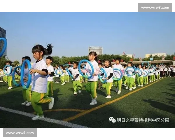 《挥洒创意与激情 争做绘画艺术的明日之星》