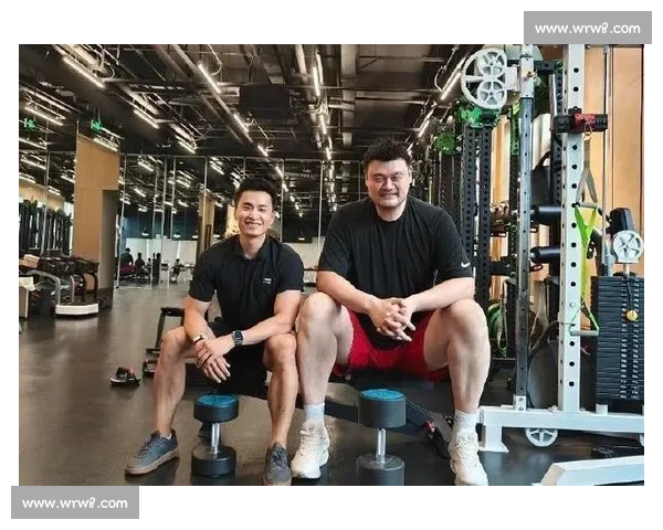 姚明NBA处子赛后第二场精彩表现引发球迷热议
